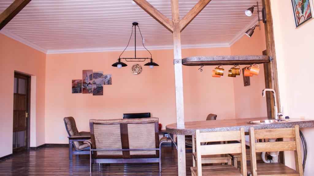 Takht House Villa Dilijan Bilik gambar